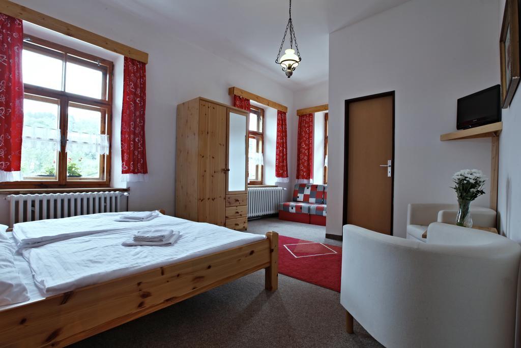 Hotel Posta Černý Dŭl Exterior photo