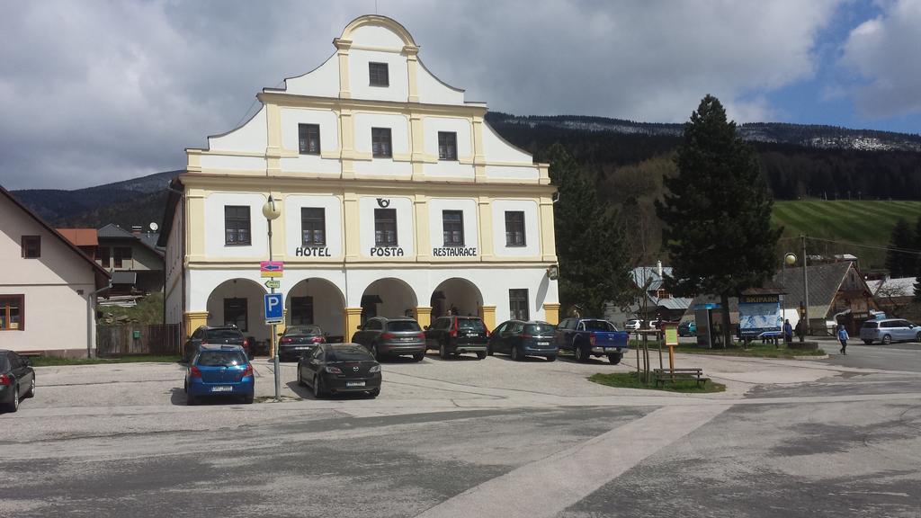 Hotel Posta Černý Dŭl Exterior photo