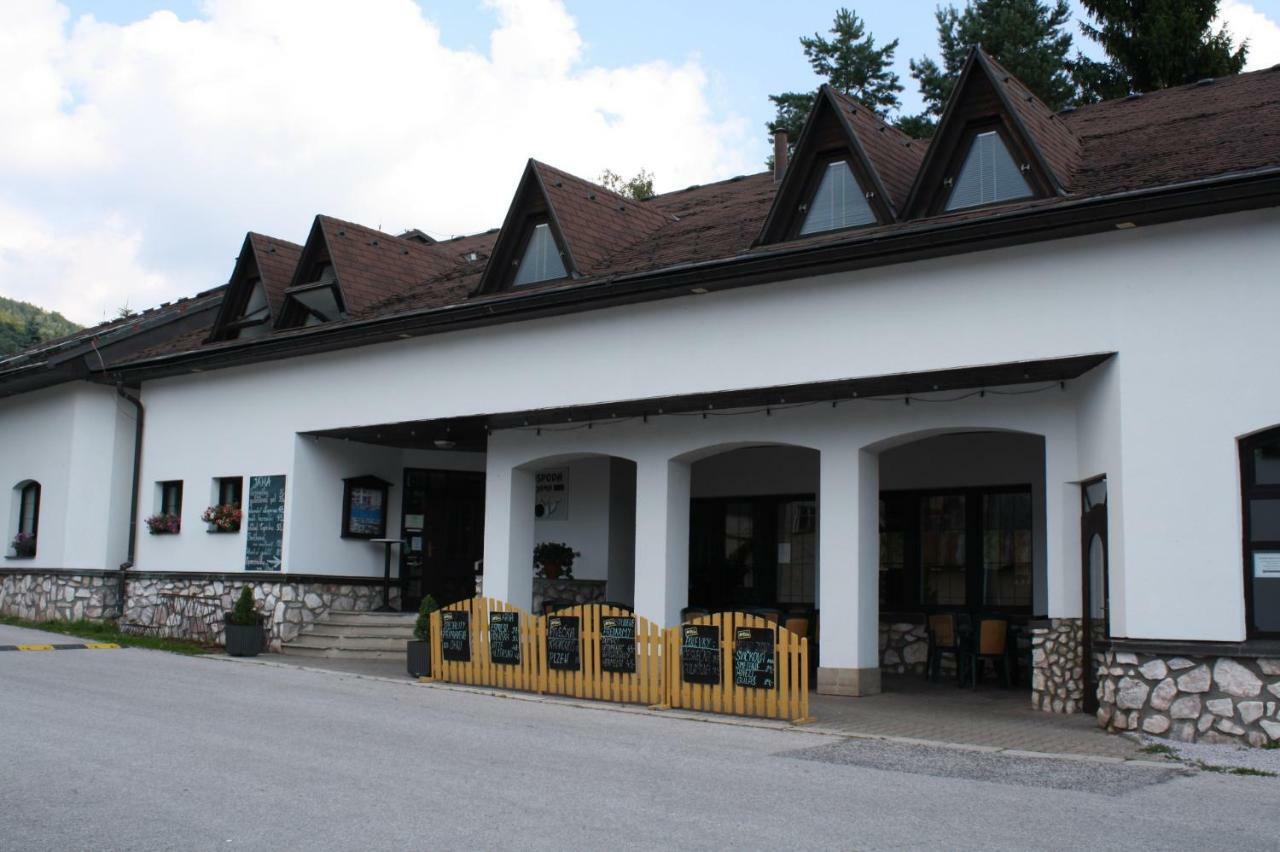 Hotel Posta Černý Dŭl Exterior photo